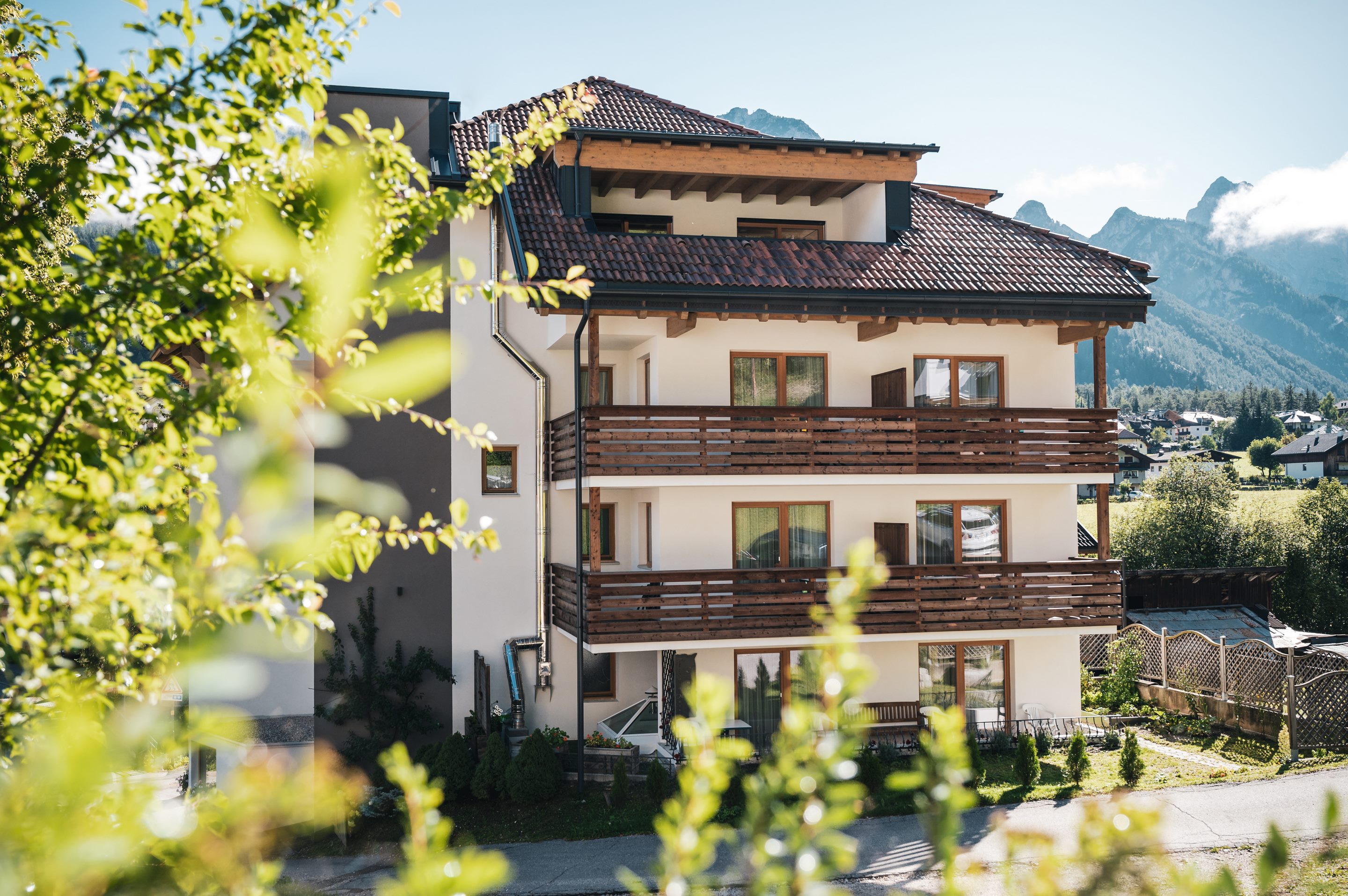 Willkommen! Treten Sie ein und werden Sie Teil unserer kleinen Geschichte